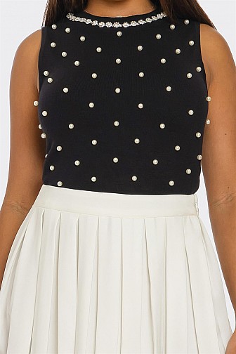 SLEEVELESS KNIT TOP WITH JEWEL NECK TRIM AND PEARLS